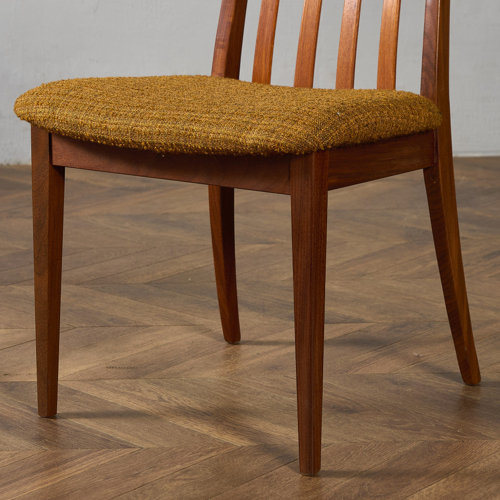 スラットバックチェア (4540)