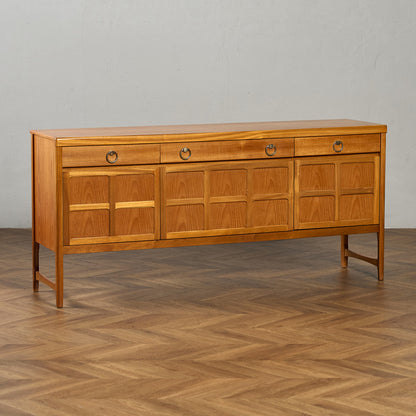 十字扉 ヴィンテージ サイドボード