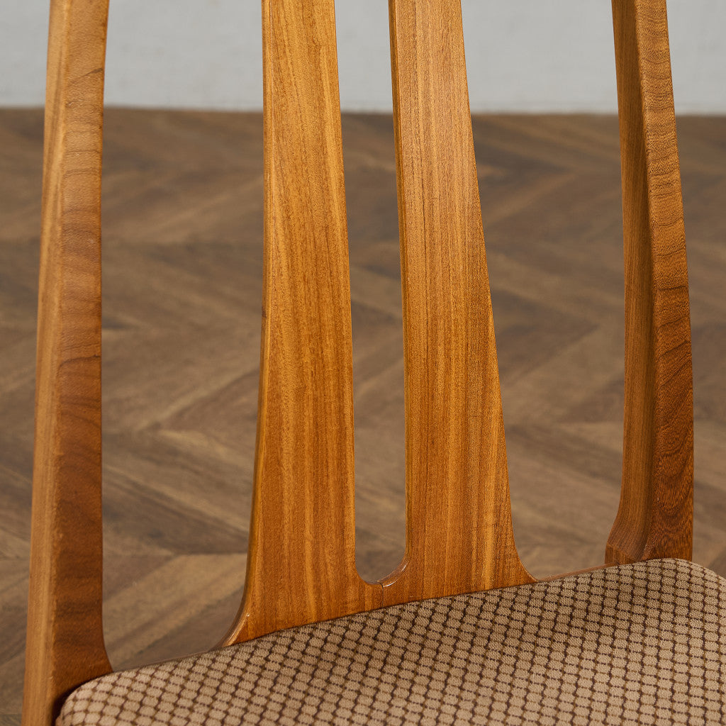 ダイニングチェア