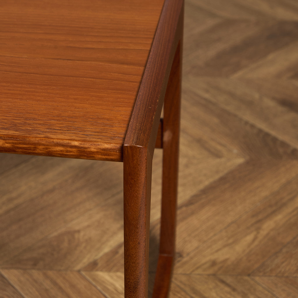 Quadrille ヴィンテージ ネストテーブル