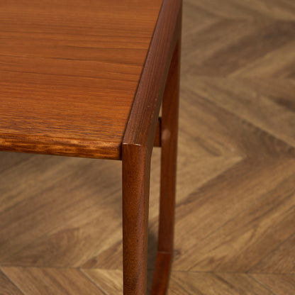 Quadrille ヴィンテージ ネストテーブル