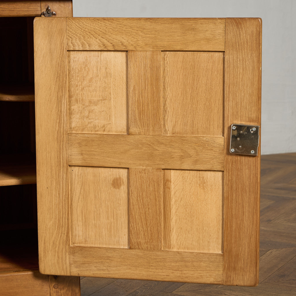 英国 クラシック キャビネット