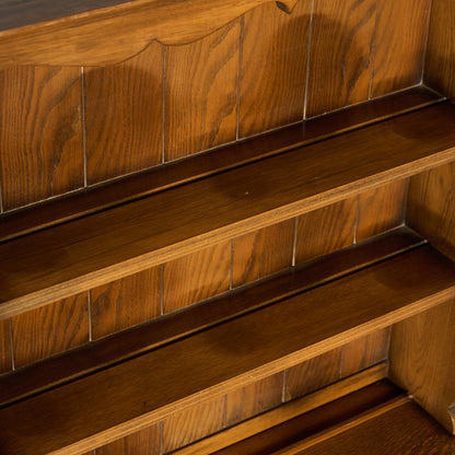 L. Marcus Ltd.  ウェルシュドレッサー 食器棚