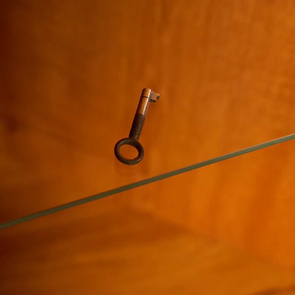 ヴィンテージ コーナーキャビネット