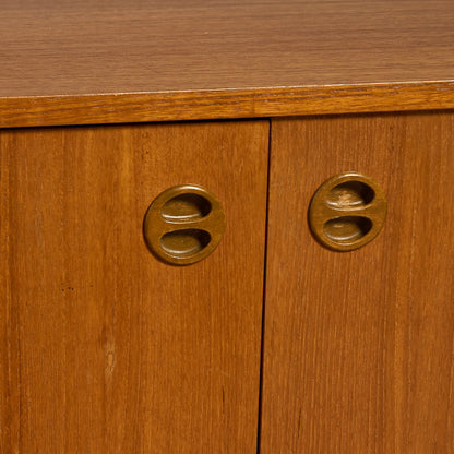 英国 ヴィンテージ キャビネット