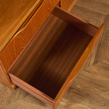 A Quinn (Sales) Ltd ヴィンテージ ウォールユニット