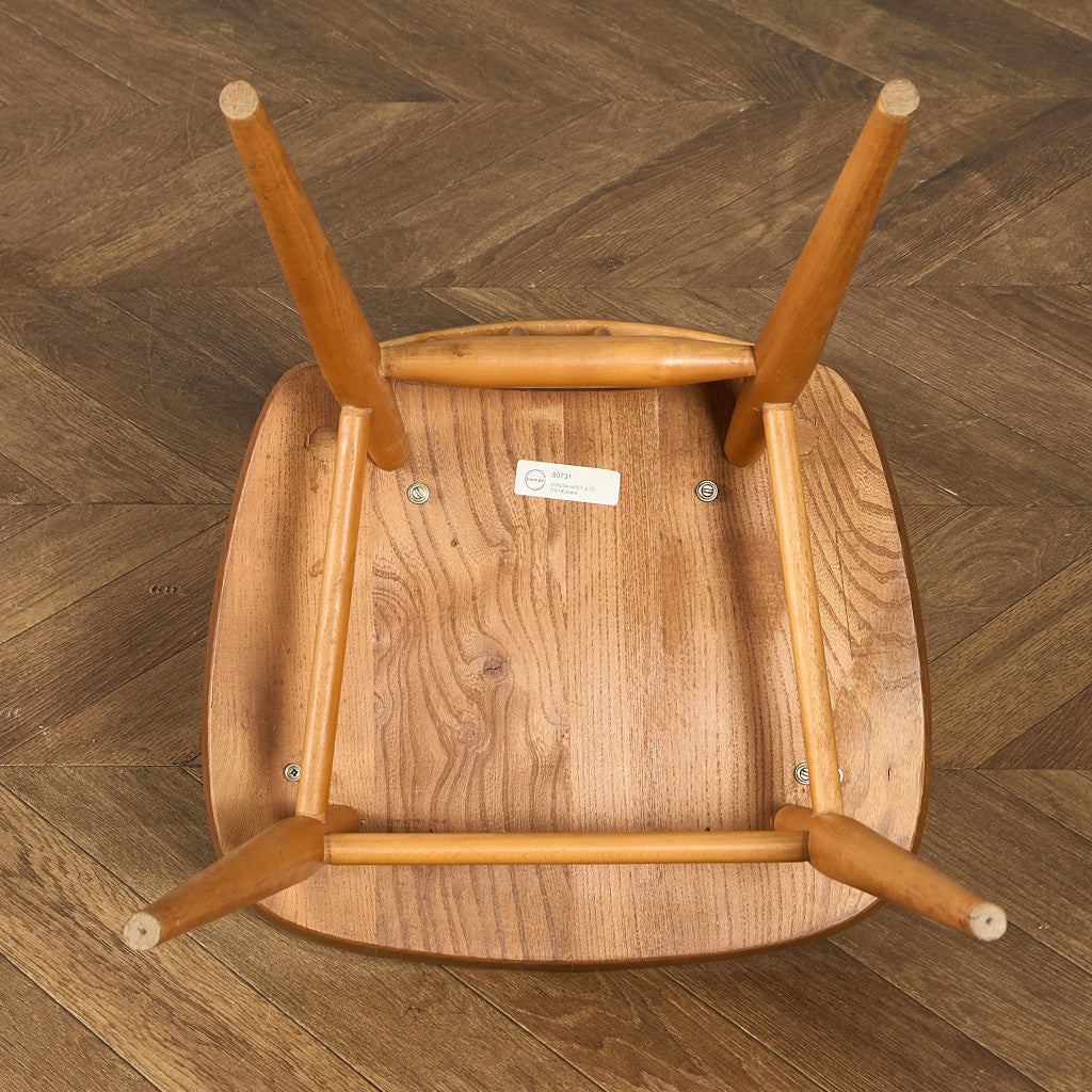 スティックバック ハイバックチェア