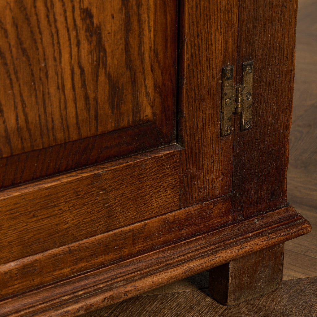 英国 クラシック キャビネット