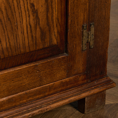 英国 クラシック キャビネット