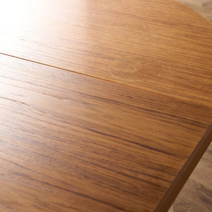 旧東ドイツ ヴィンテージ ラウンド ダイニングテーブル #95593