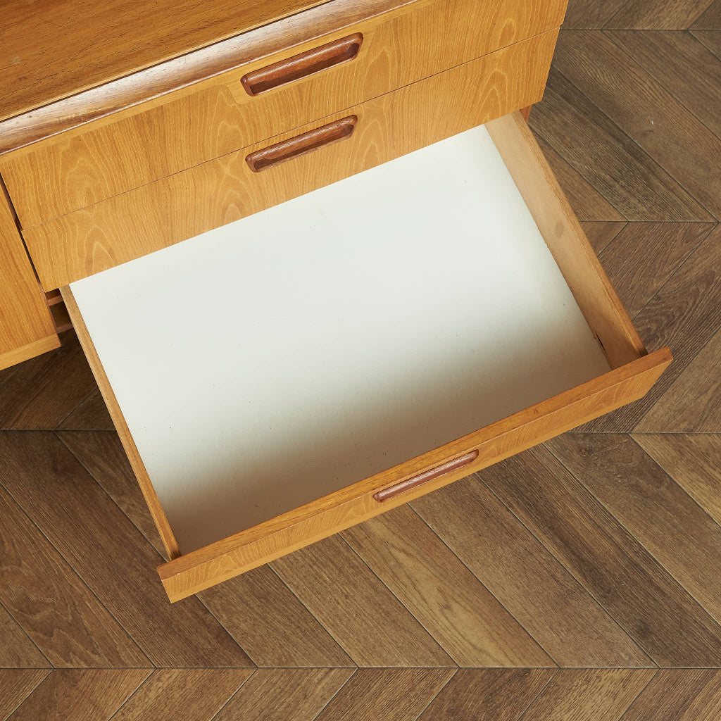 英国ヴィンテージ ハイサイドボード / ハイボード