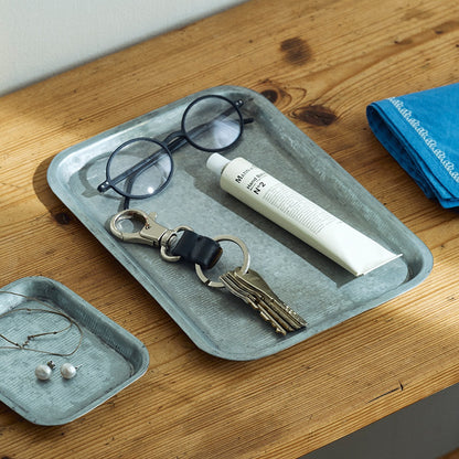 インダストリアルトレー