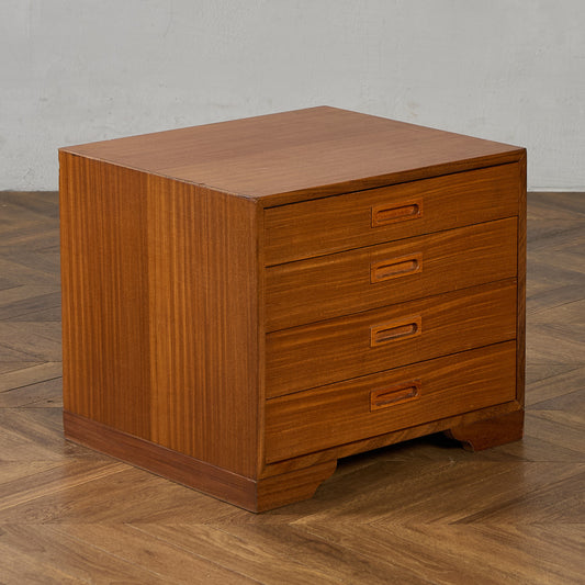 英国 ヴィンテージ 4段 サイドチェスト