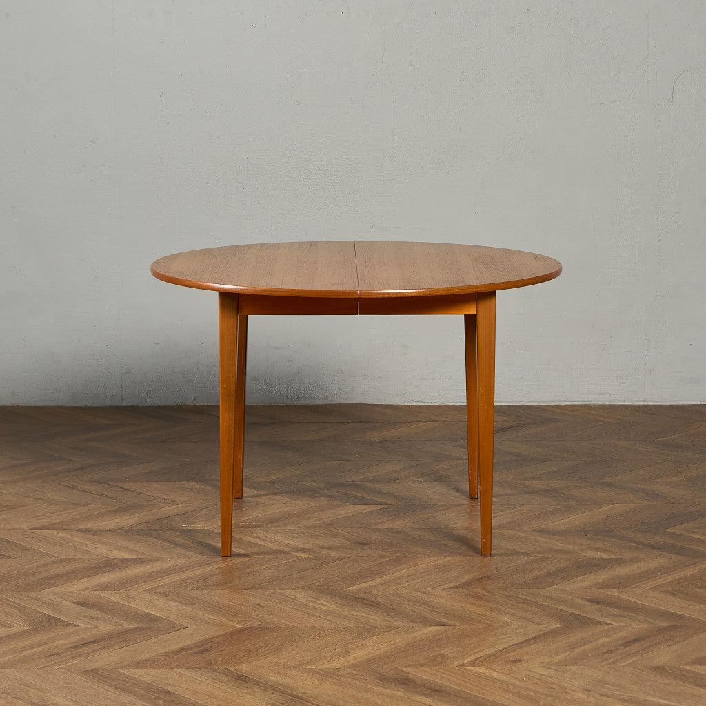 デンマーク エクステンション ラウンド ダイニングテーブル