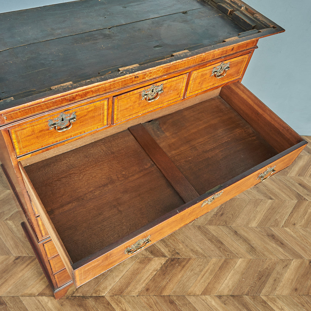 アンティークハイチェスト7段