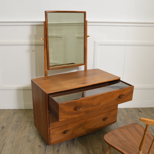 ウィンザー ドレッシングチェスト (483)