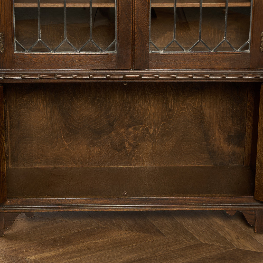 ガラス キャビネット