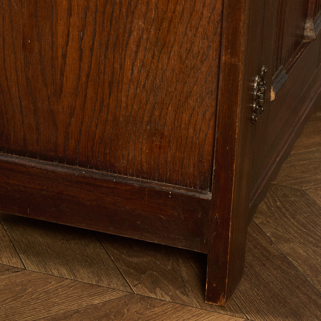 英国 クラシック キャビネット