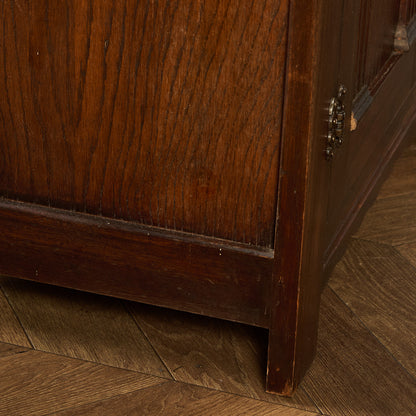 英国 クラシック キャビネット