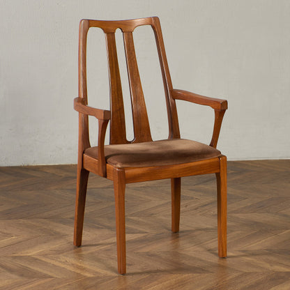 ダイニング アームチェア