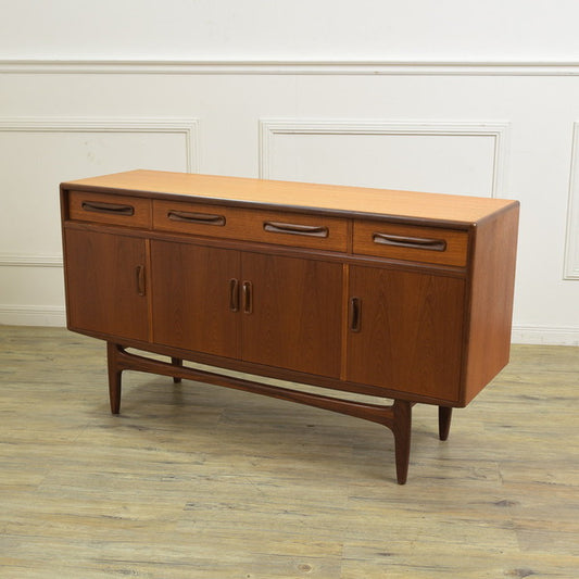 Fresco 脚付きサイドボード(4072)