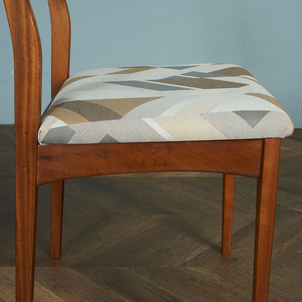 ヴィンテージ ダイニングチェア / 座面張替え済み (LUUM)