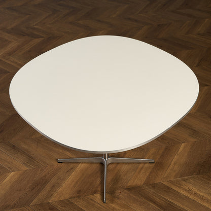 Fritz Hansen A603 Super-circular Table スーパー円テーブル
