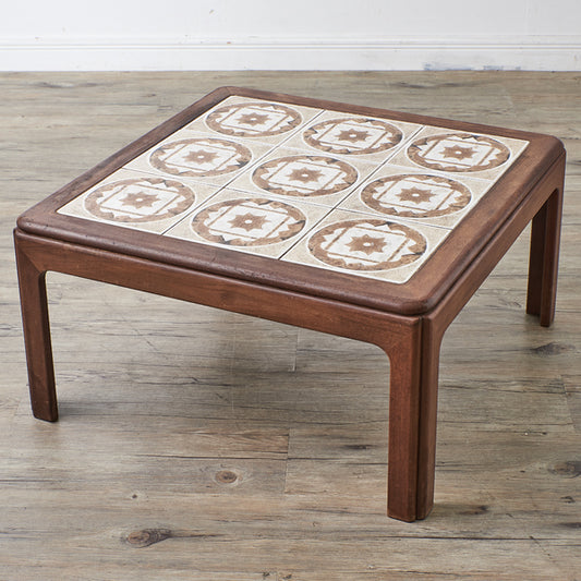 タイルトップ コーヒテーブル