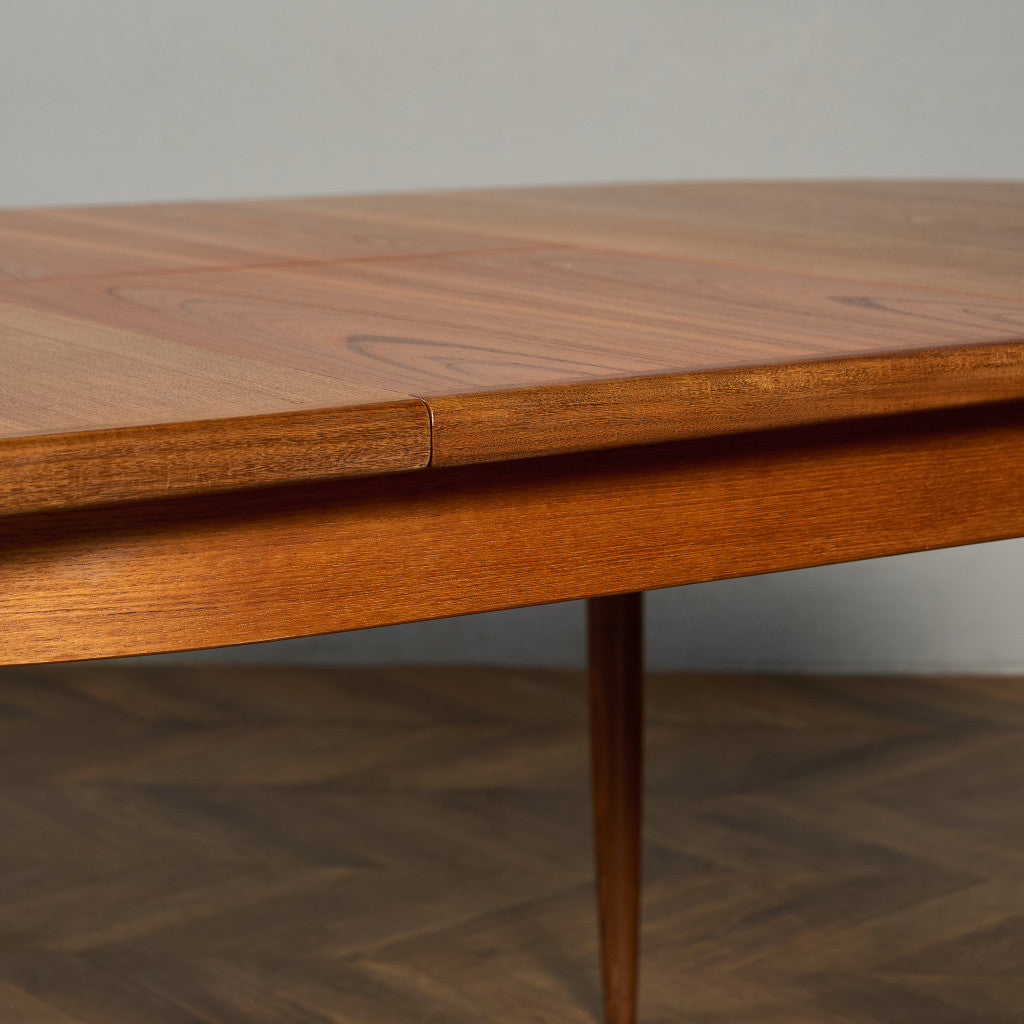 ヴィンテージ エクステンション オーバルダイニングテーブル