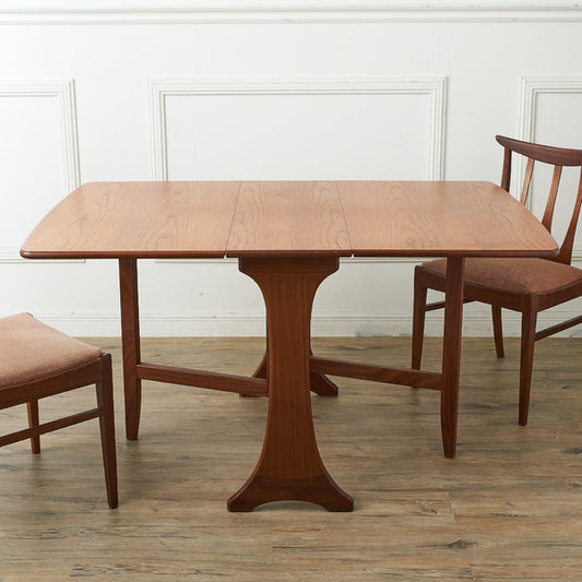 Fresco ゲートレッグドロップリーフテーブル