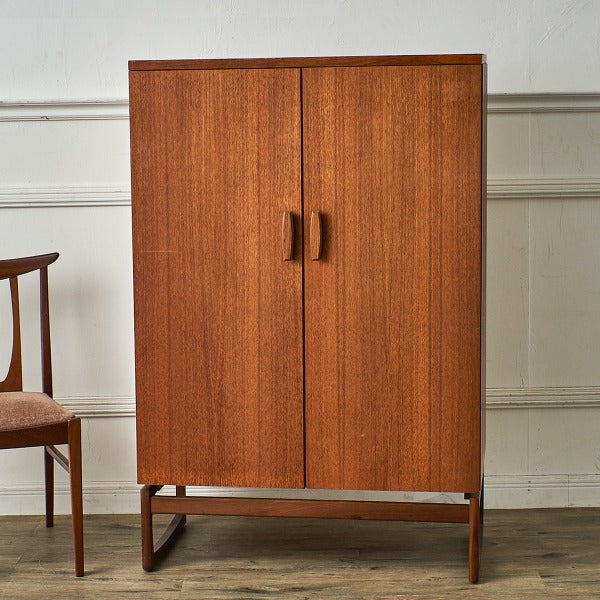 横浜ダニエル アンティーク ワードローブ 横浜ダニエル アンティーク ワードローブ 横浜ダニエル】DANIEL 最高級