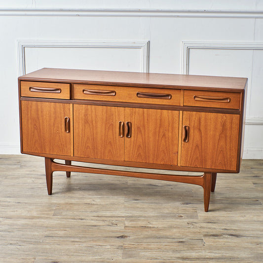 Fresco 脚付きサイドボード(4072)