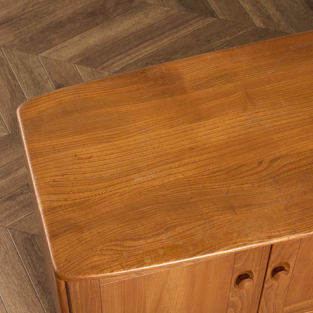 ウィンザー サイドボード