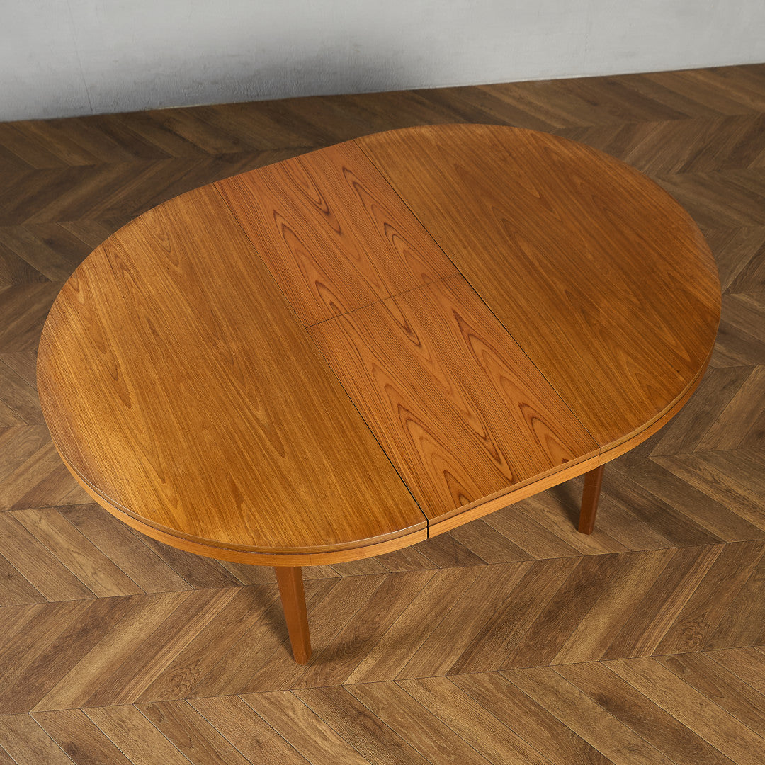 英国 ヴィンテージ エクステンション ラウンド ダイニングテーブル