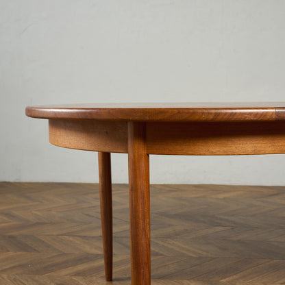 ヴィンテージ エクステンション オーバルダイニングテーブル