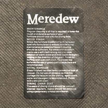 スラットバックチェア