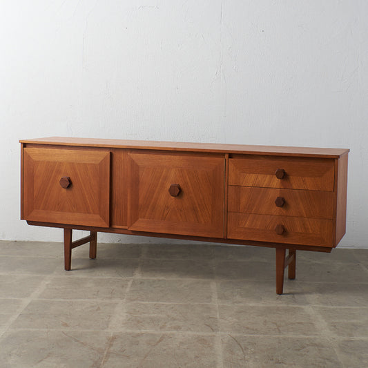 イギリス ヴィンテージ サイドボード