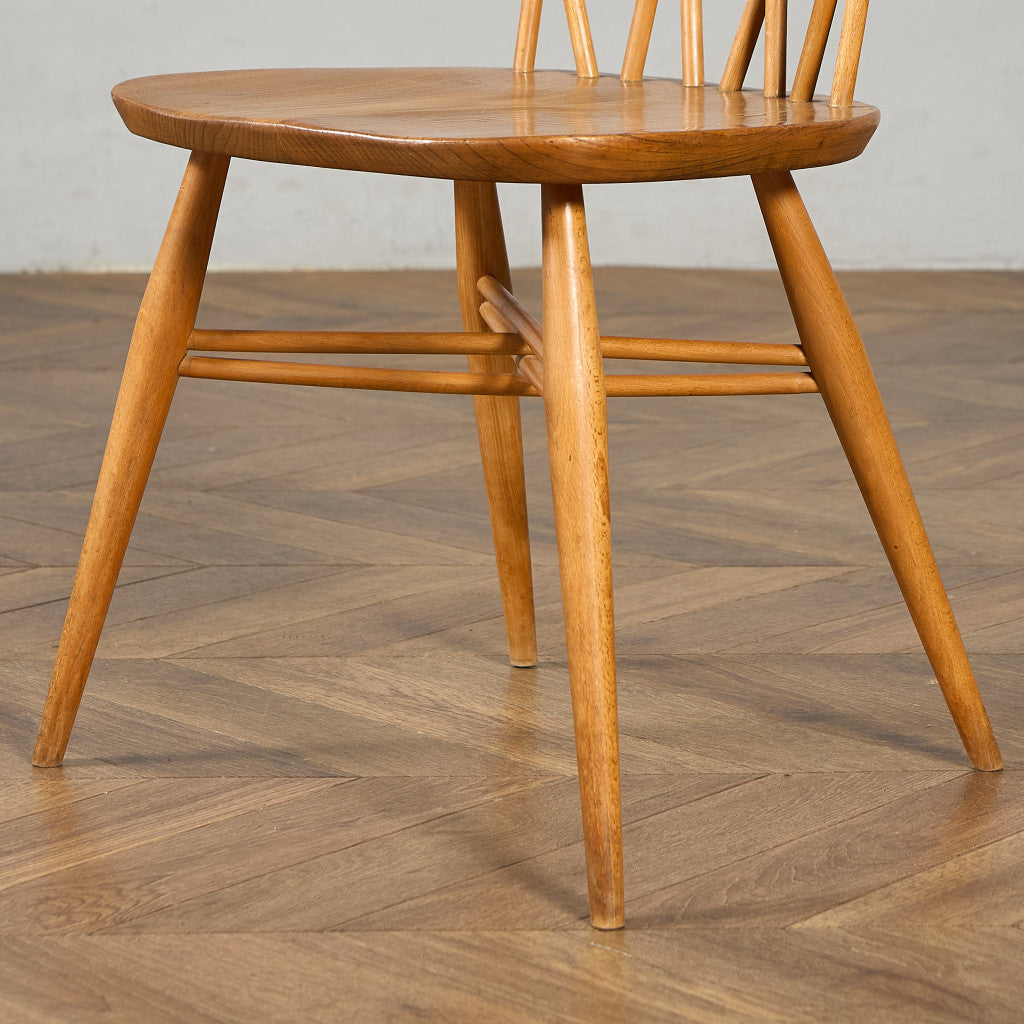 ラティスドチェア