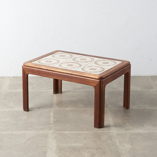 タイルトップ コーヒテーブル