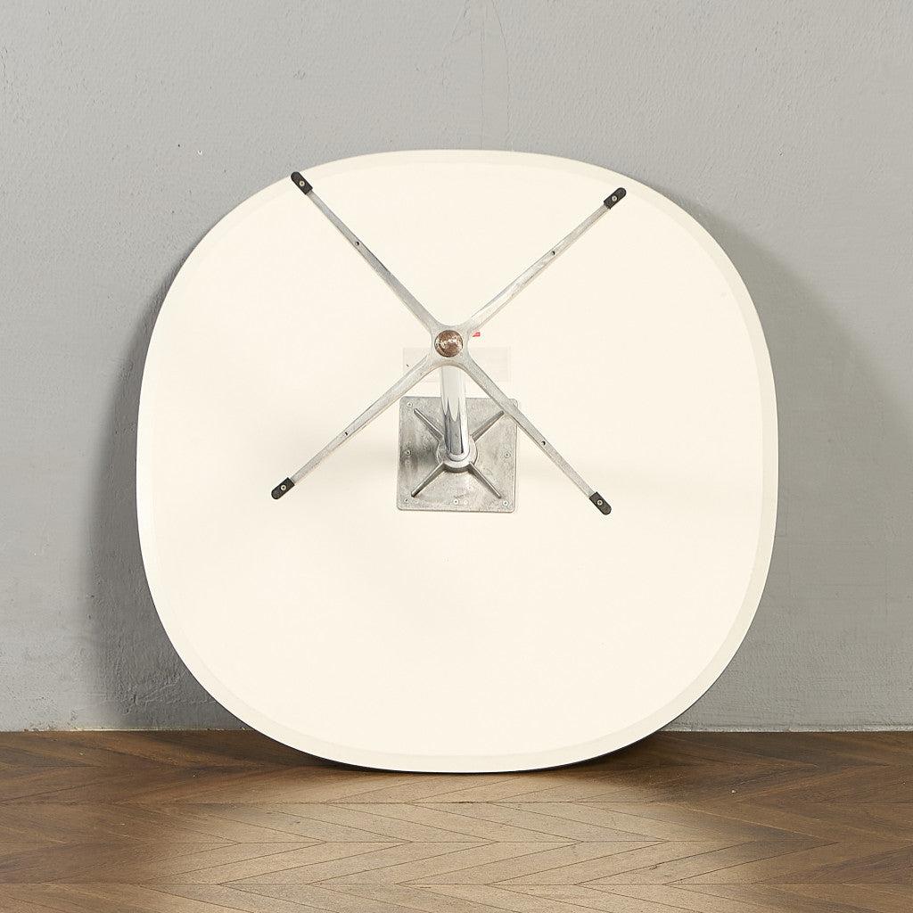 Fritz Hansen A603 Super-circular Table スーパー円テーブル