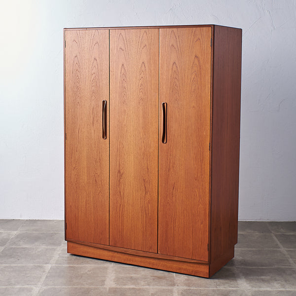 ワードローブ – Page 2 – camori ヴィンテージ家具・北欧インテリアの