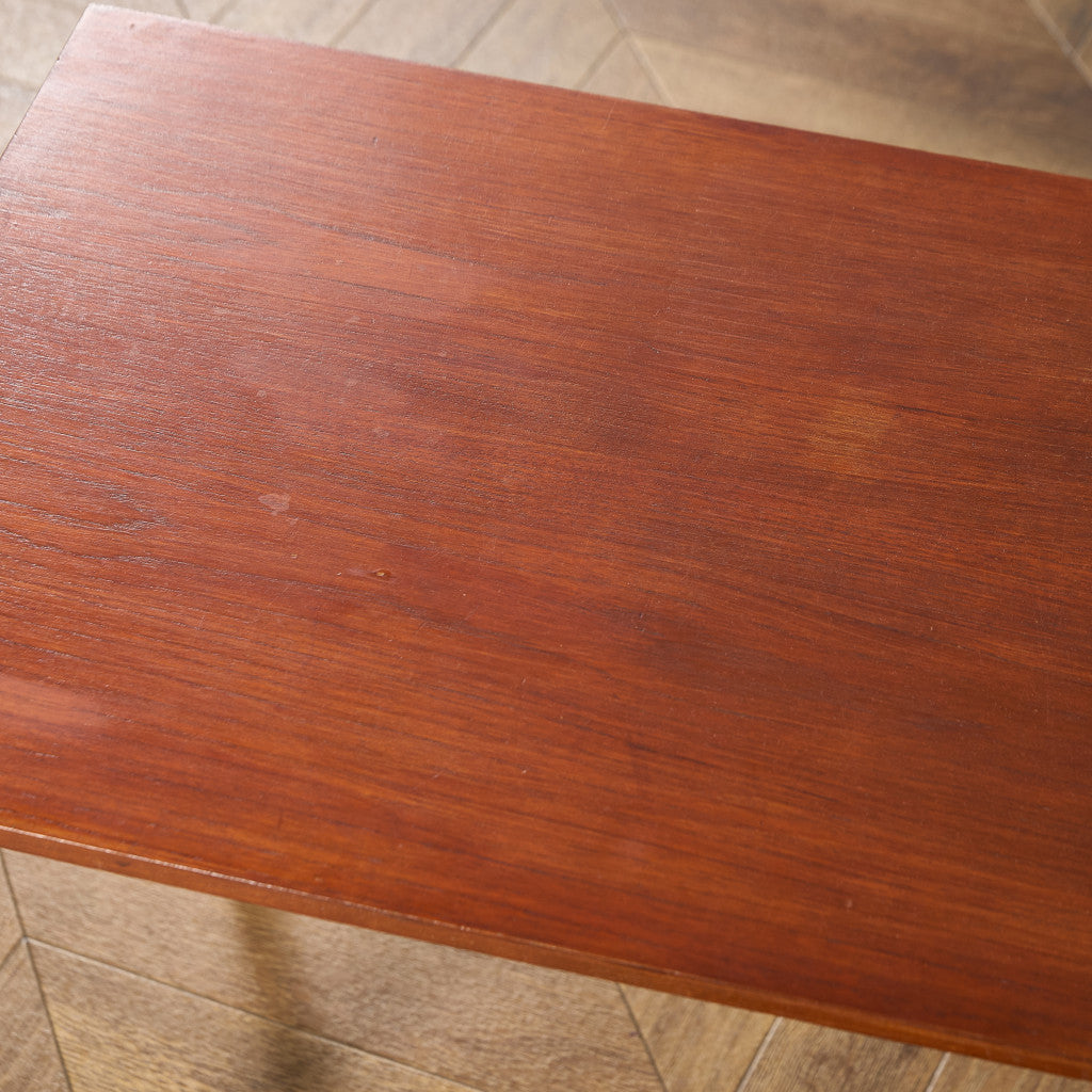 Novy Domov ヴィンテージ ネストテーブル