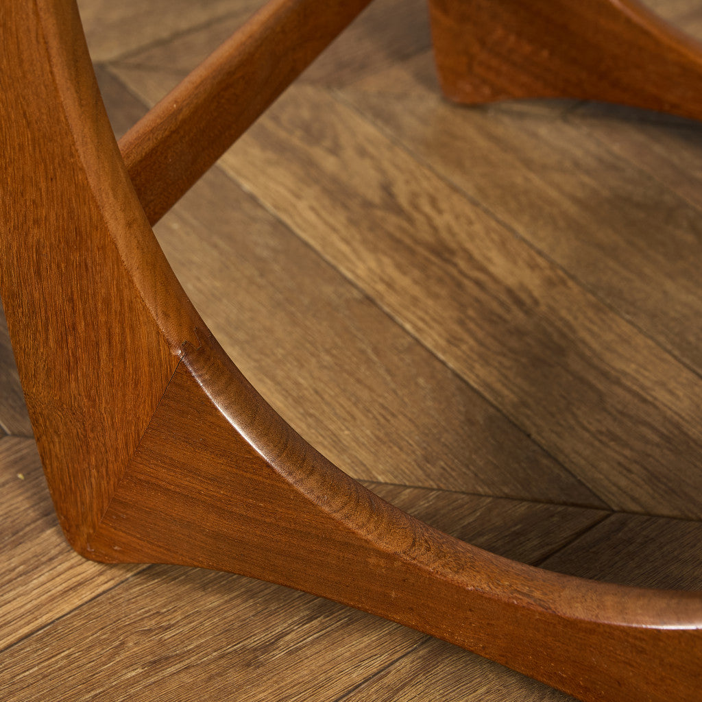 Astro ネスト コーヒーテーブル