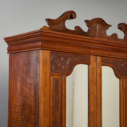 英国 アンティーク ワードローブ