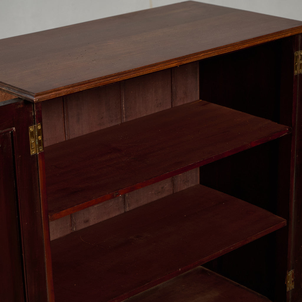 英国 クラシック キャビネット