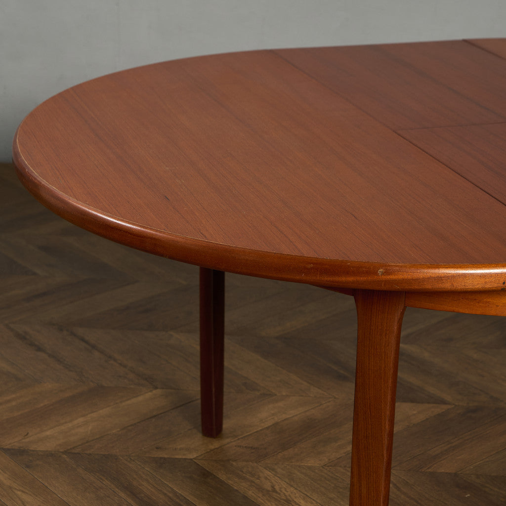 ヴィンテージ エクステンション ラウンドダイニングテーブル