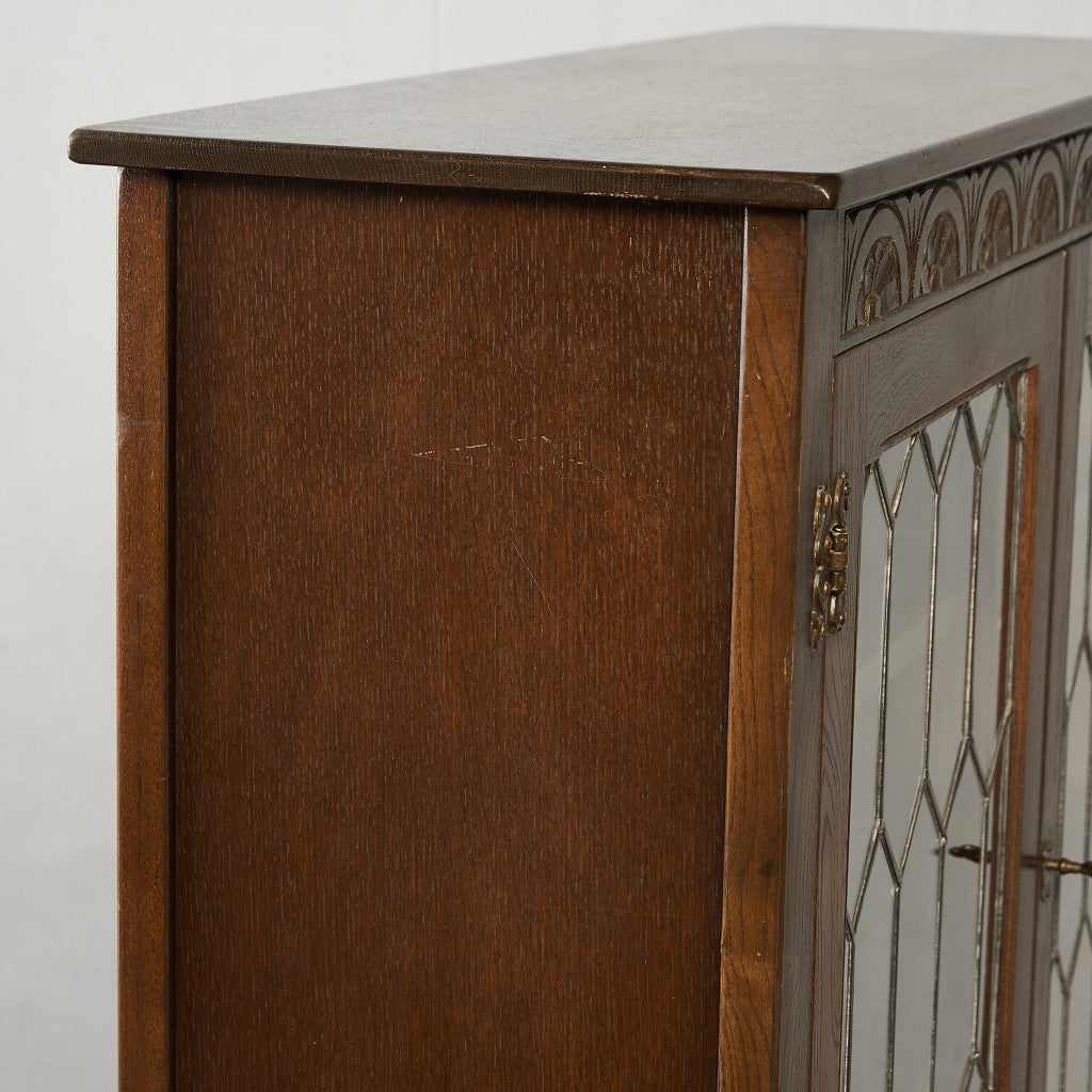 ガラス キャビネット