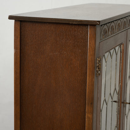 ガラス キャビネット