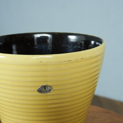 German Art Pottery フラワーベース