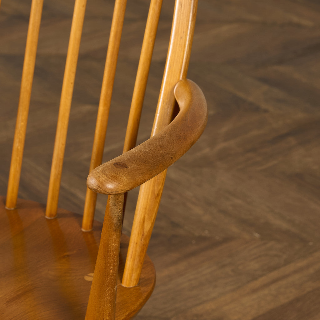 ヴィンテージ クエーカー アームチェア